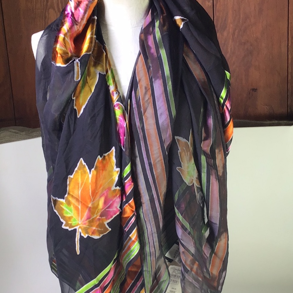 NWT Gottex Scarf  with gold Maple leaf 55Wx54”L  viscose/silk